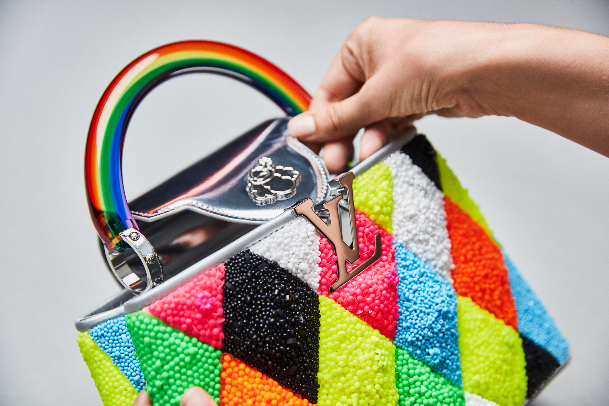 01_lv_arty22_ur_07_2435_03 | vogue philippines