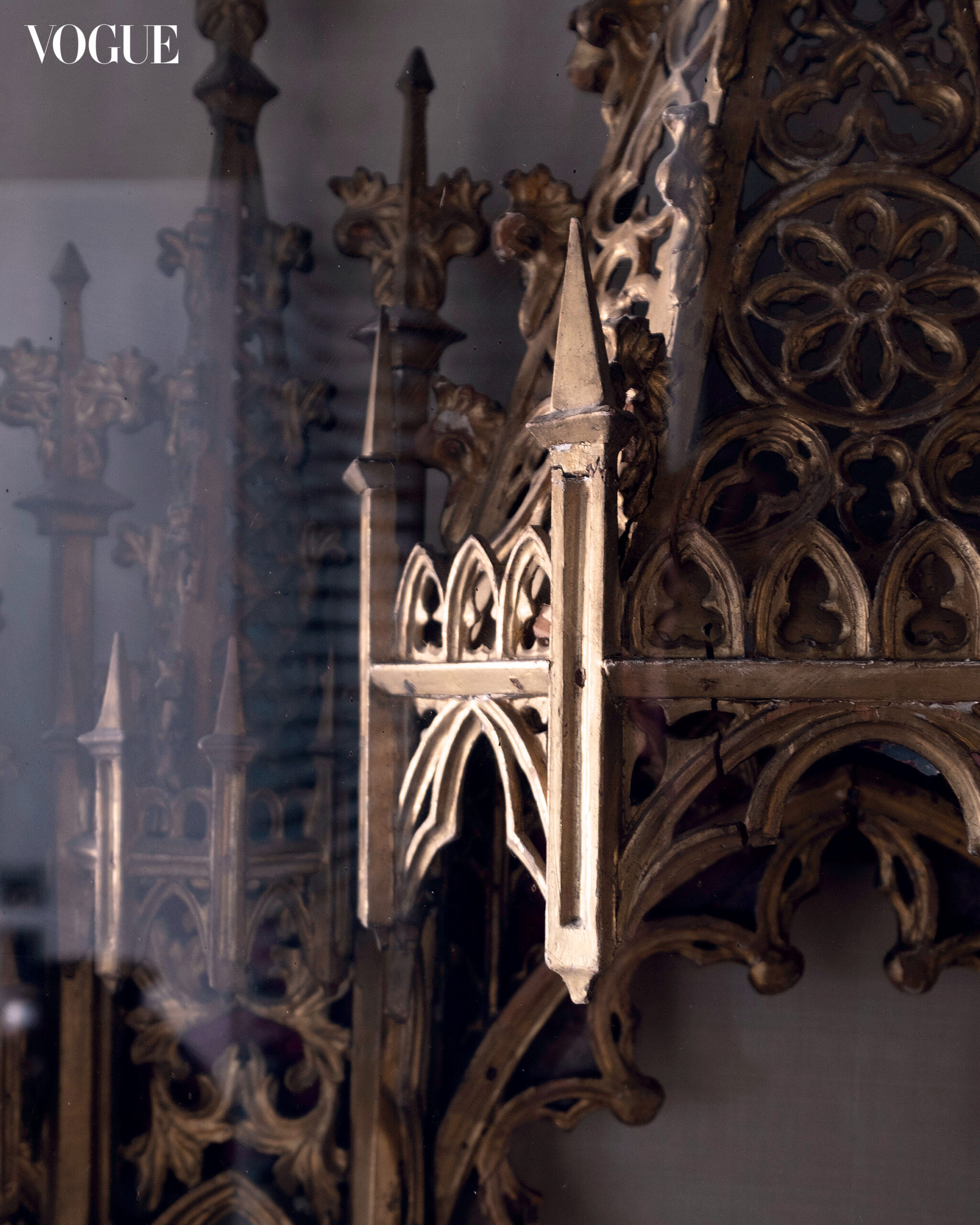 Anton Mendoza Beach House in Tali Beach