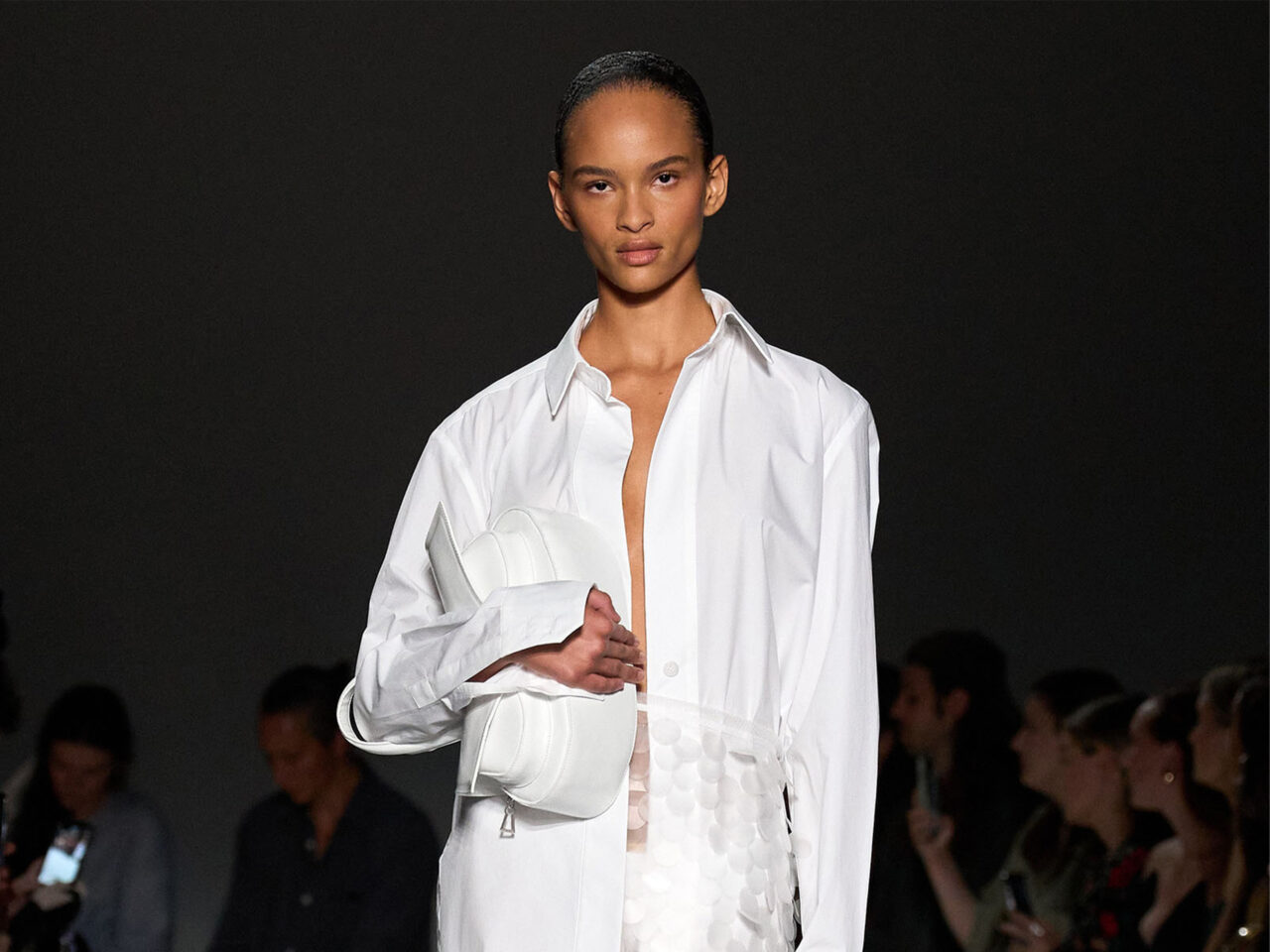 16Arlington SPRING 2024 READY-TO-WEAR