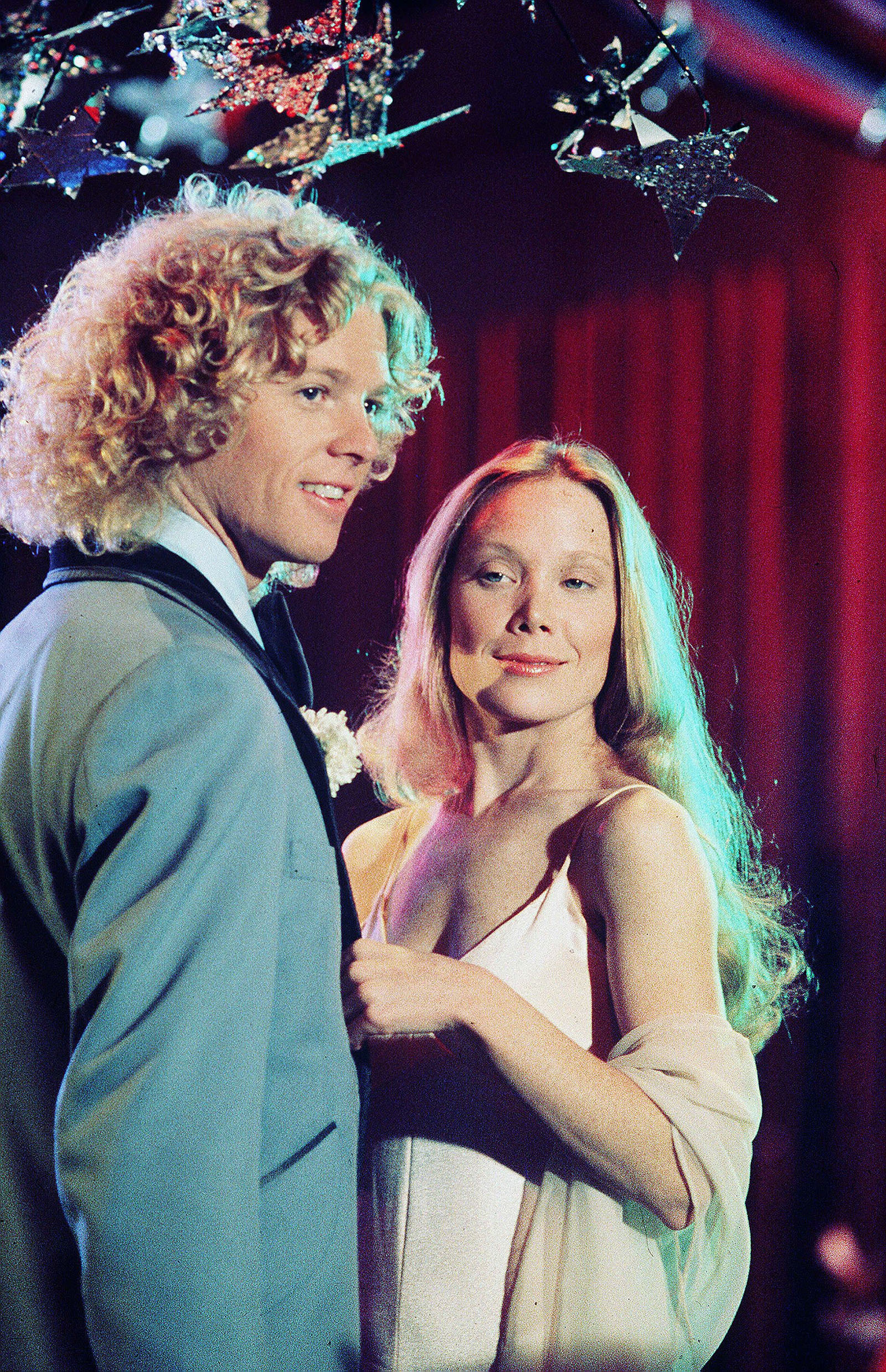 Carrie (1976) movie review