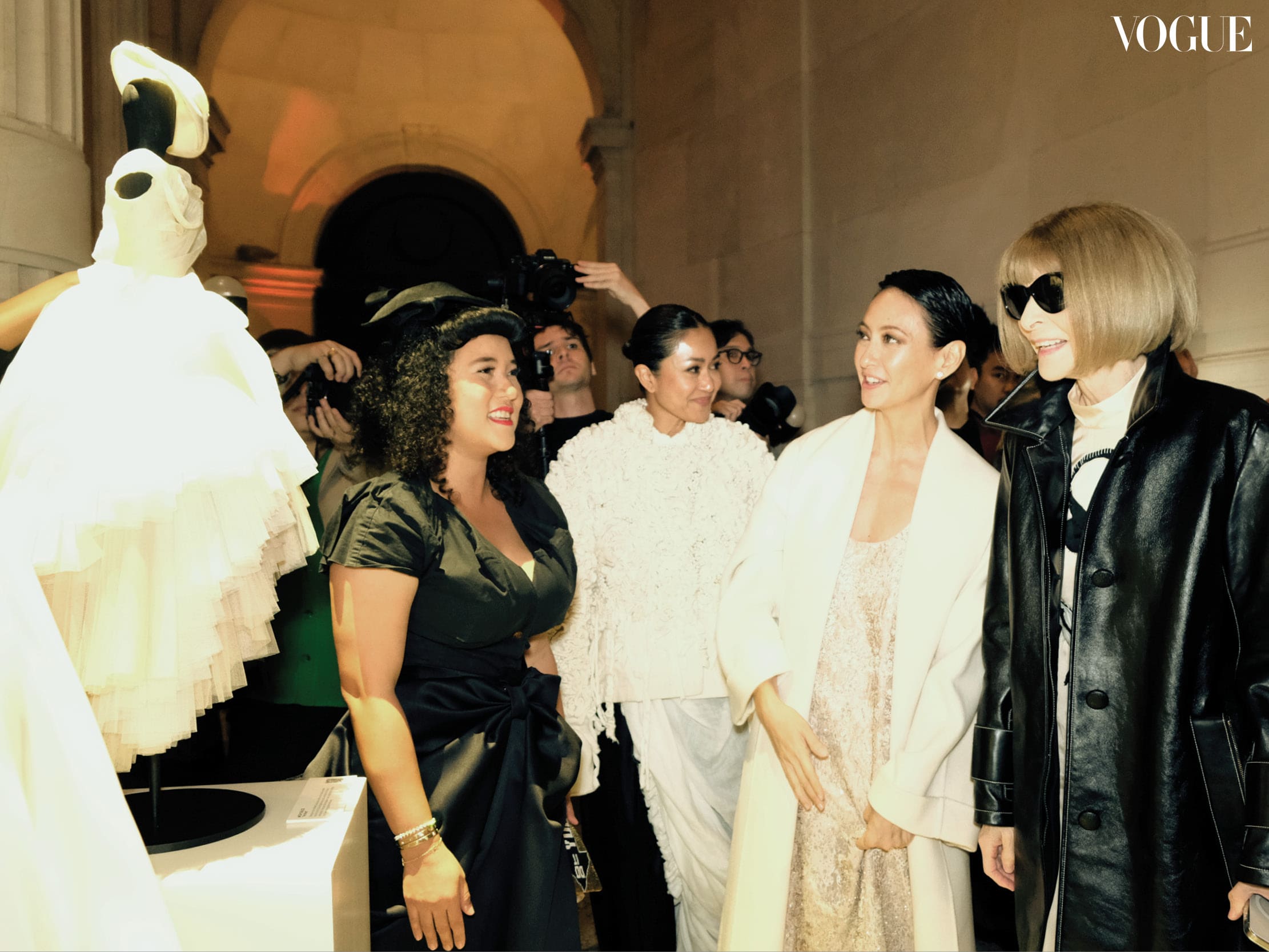 Mich Dulce, Pam Quiñones, Vogue Philippines editor-in-chief Bea Valdes and Condé Nast global chief content officer Anna Wintour at Vogue Threads.