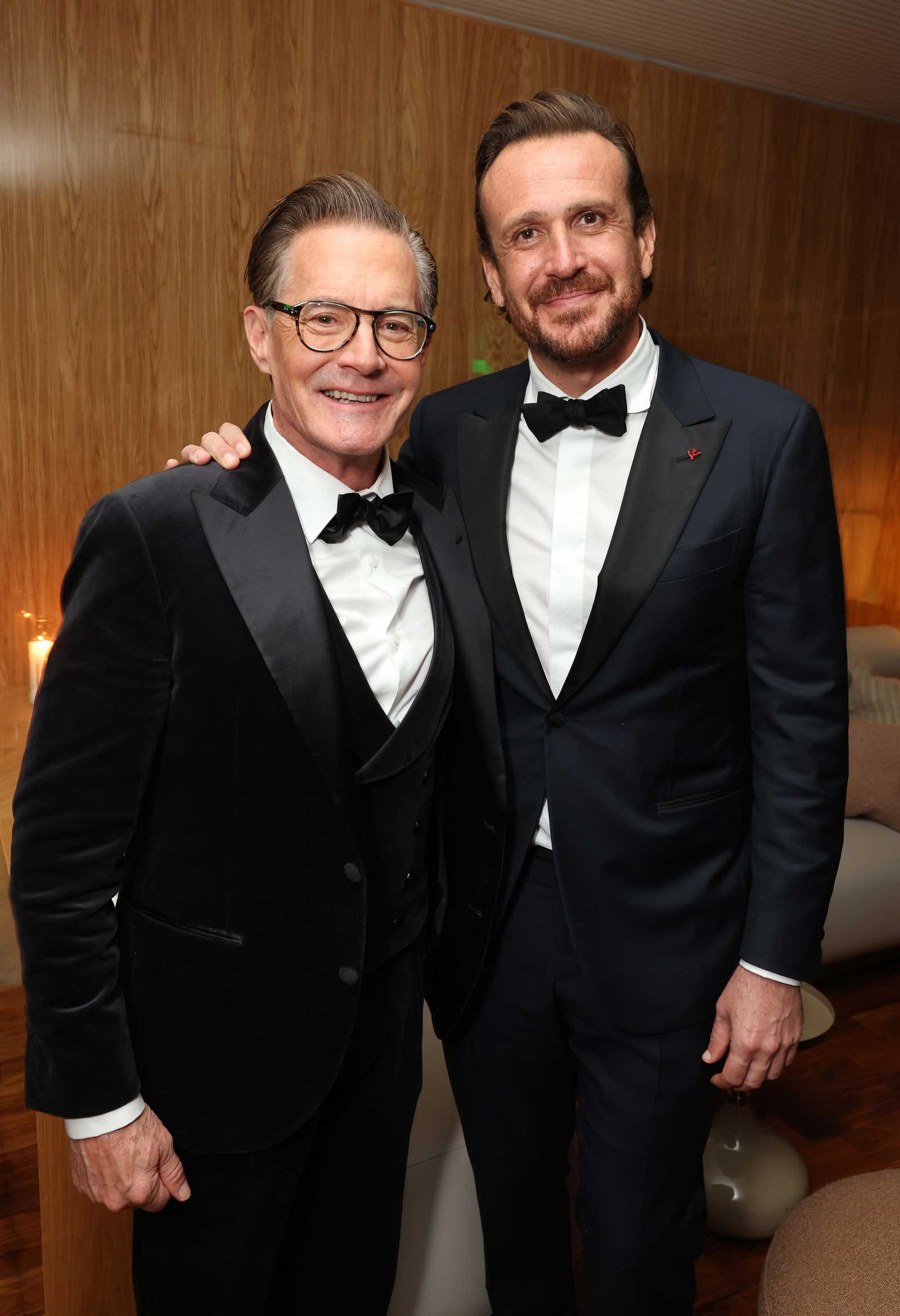 Kyle Machlachlan and Jason Segel pose for a photo.