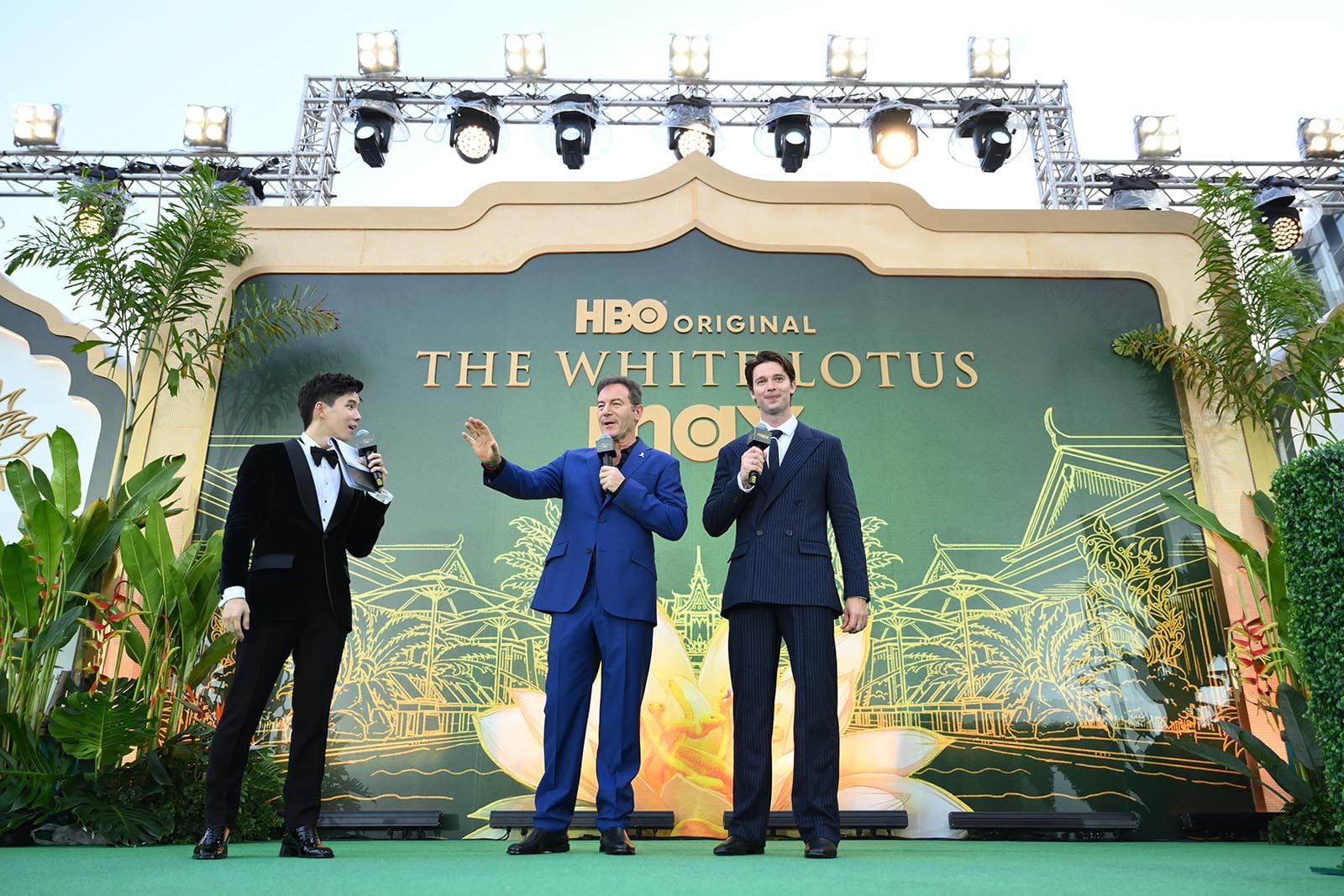 Jason Isaacs Patrick Schwarzenegger The White Lotus cast