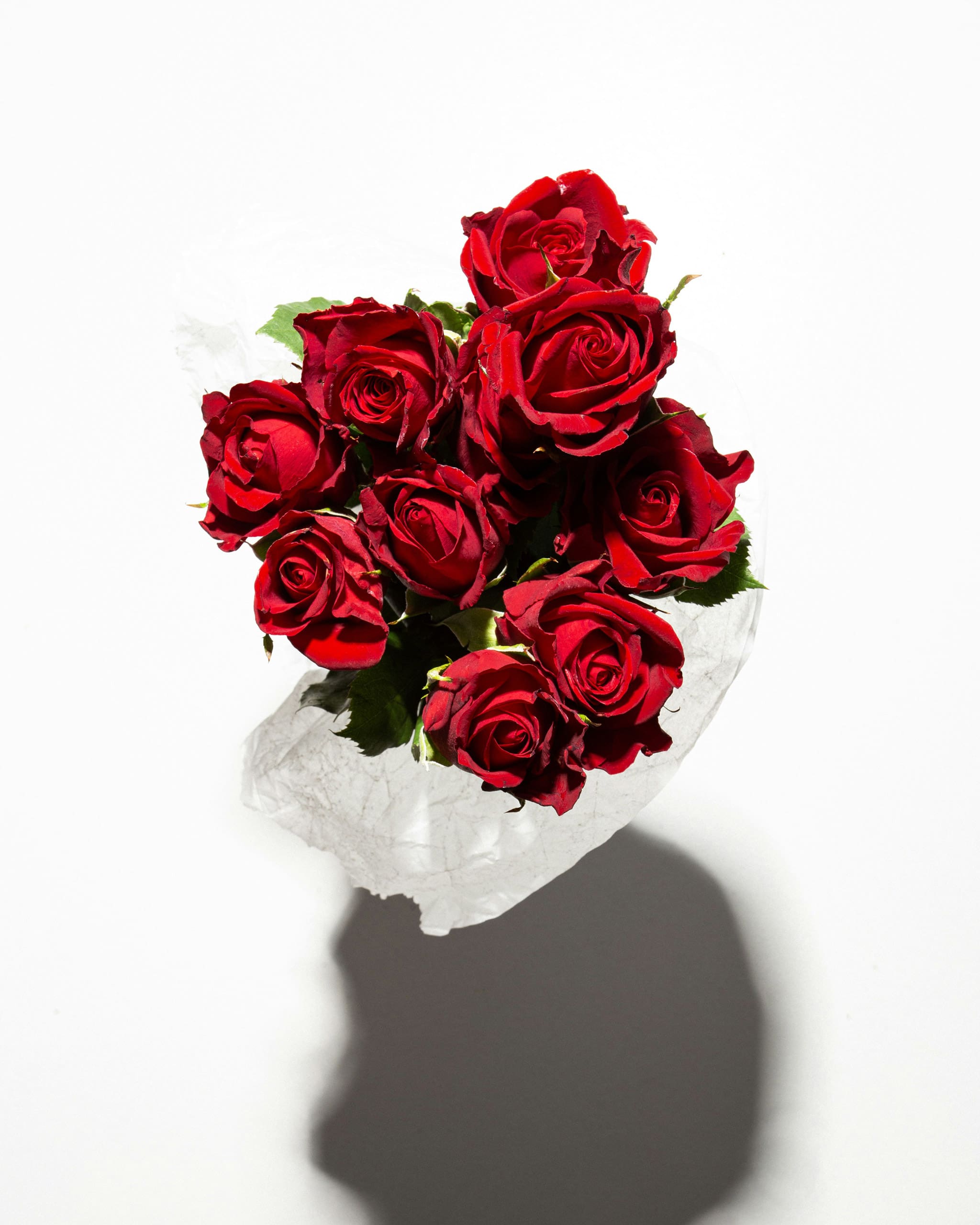 A bouquet of red roses