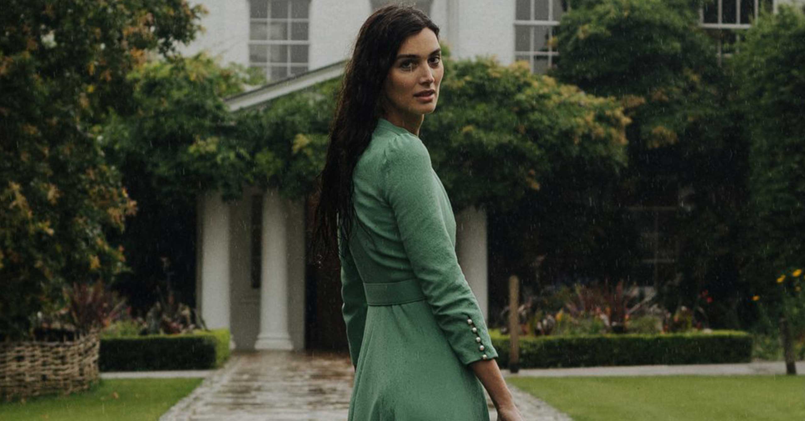 Meet Ari Reid: A Society Swan For The People