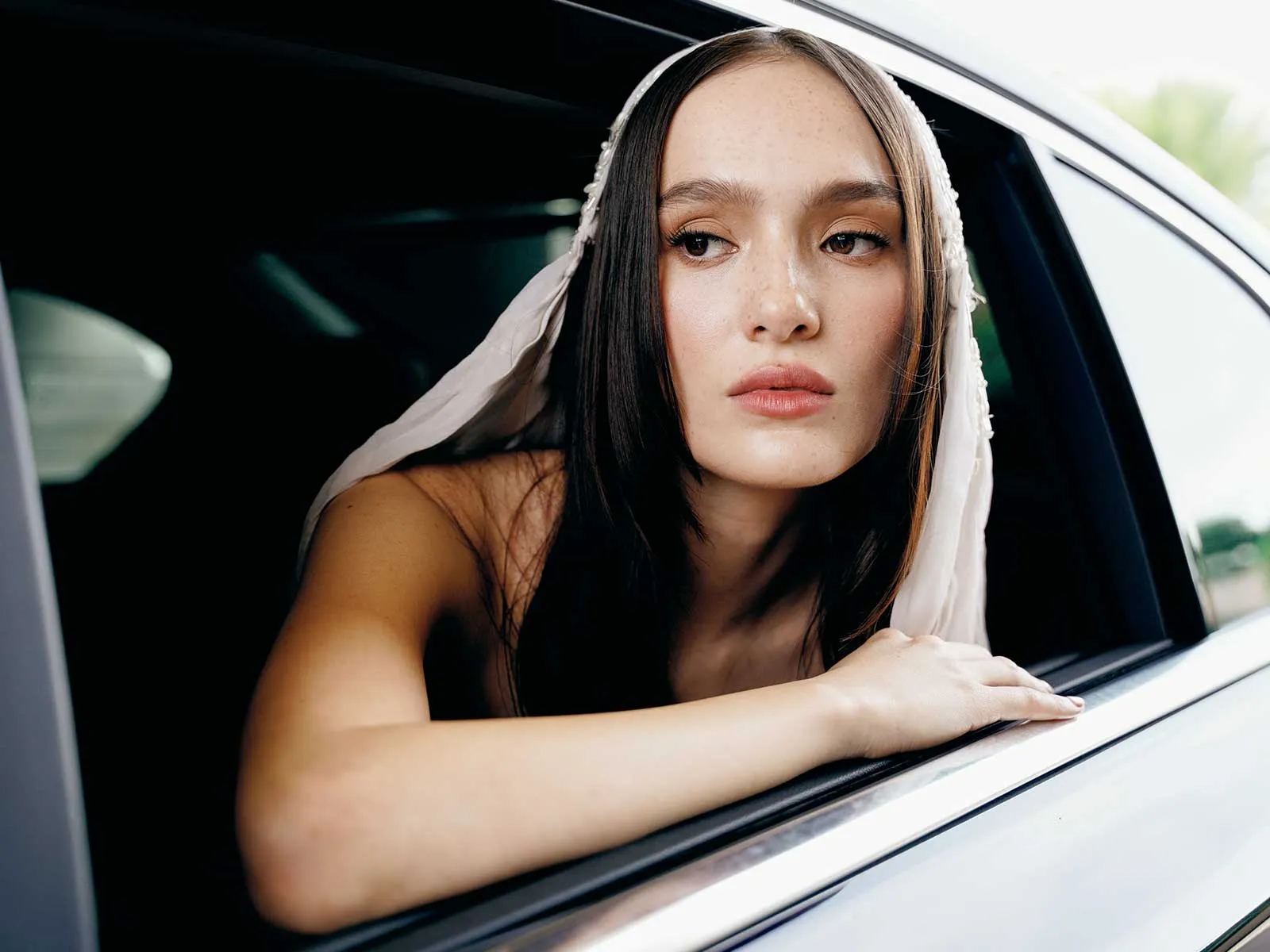 Siobhan Moylan wearing Carl Jan Cruz for her wedding